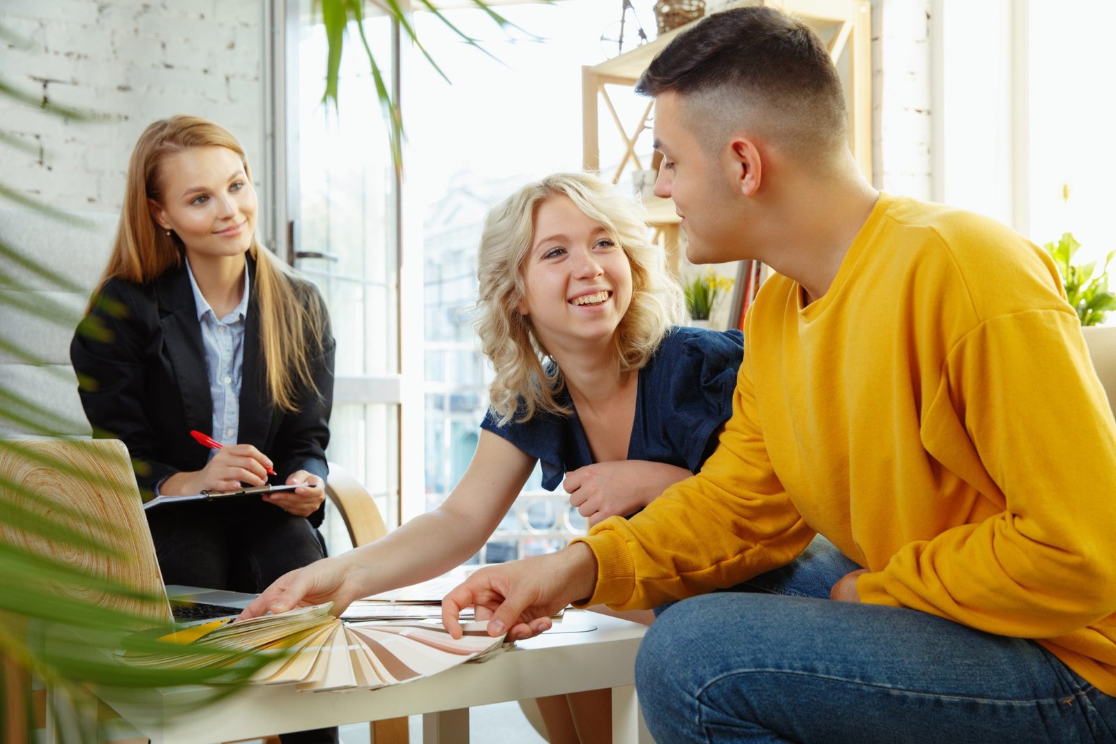 Become an interior designer in UAE