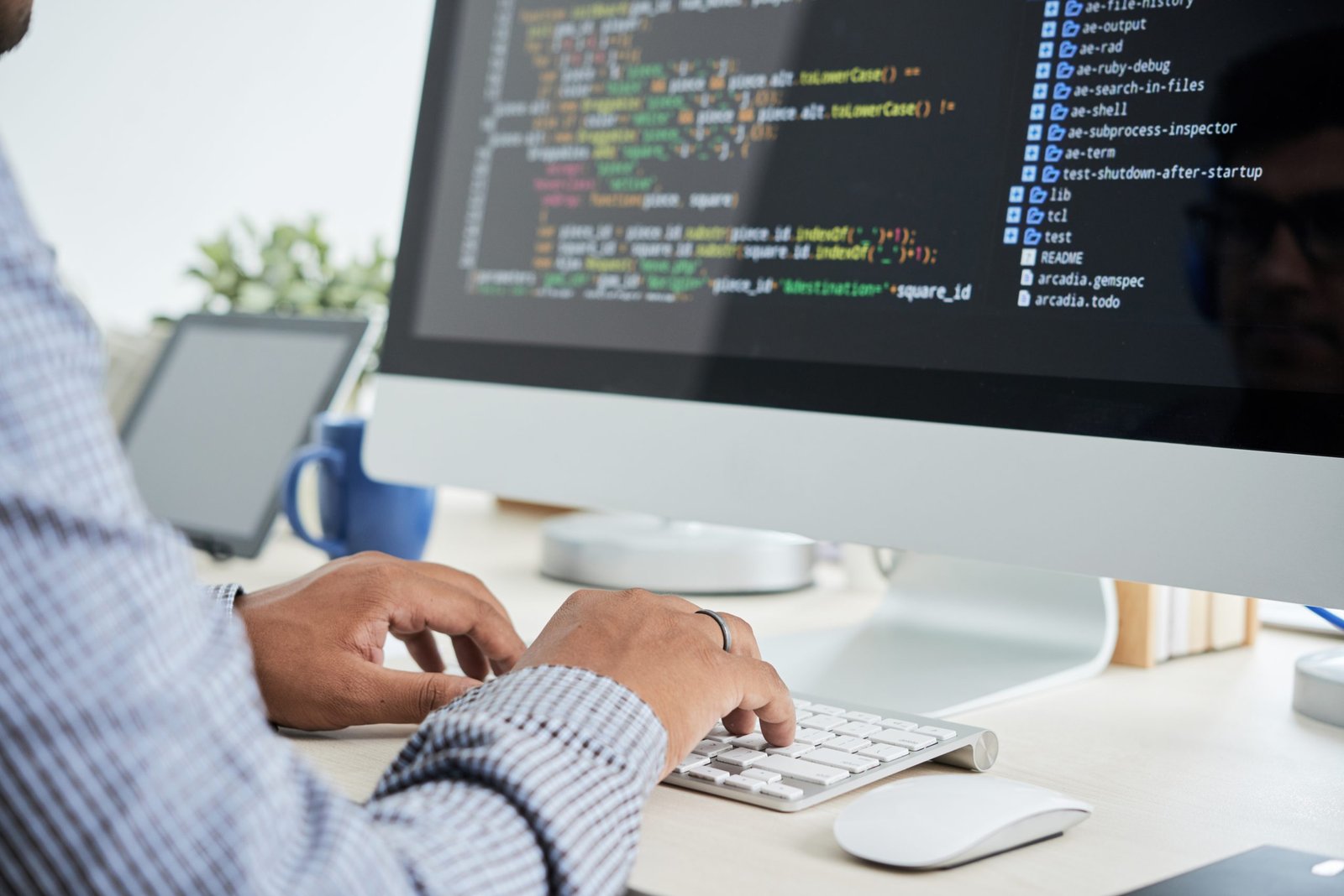 Build websites as a freelancer in UAE