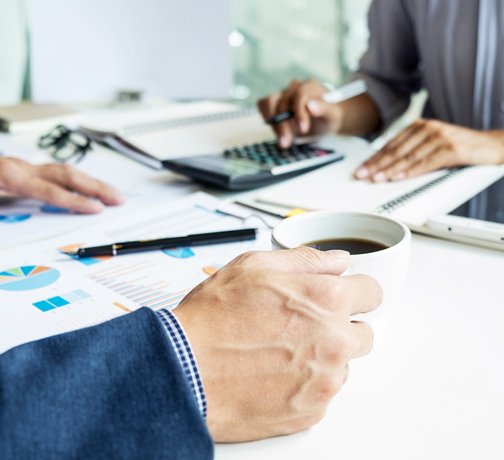 Auditors in Jebel Ali Free Zone